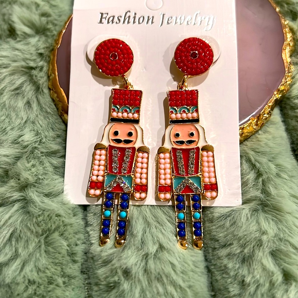 NWT Christmas Nutcracker Earrings